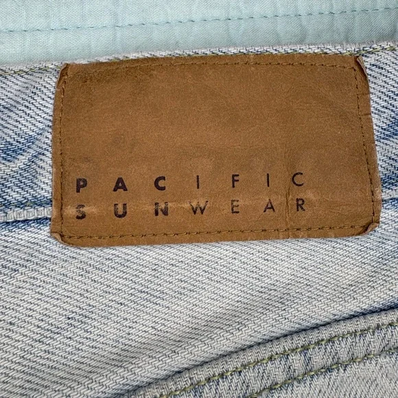 PacSun Light Wash High-Rise Women's Jeans - “Dad Jeans” - Picture 6 of 10